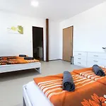 Bazén Víno Sklep U Palečků Zaječí