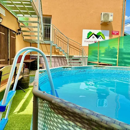 Guest house Bazen Vino Sklep U Palecku Zajeci